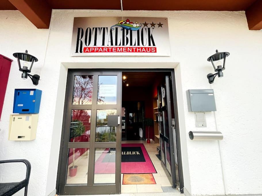 Fewo 20 - Appartement Im Rottalblick - Youngmodern Wohnen Mit Bademantelgang Zur Therme, Tv, Balkon Und Persoenlichem Gaesteempfang Von Astarte Estate Bad Griesbach im Rottal Exterior foto
