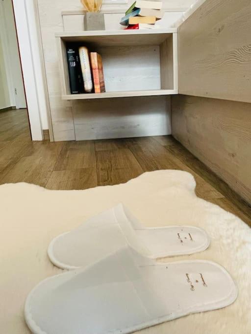 Fewo 20 - Appartement Im Rottalblick - Youngmodern Wohnen Mit Bademantelgang Zur Therme, Tv, Balkon Und Persoenlichem Gaesteempfang Von Astarte Estate Bad Griesbach im Rottal Exterior foto